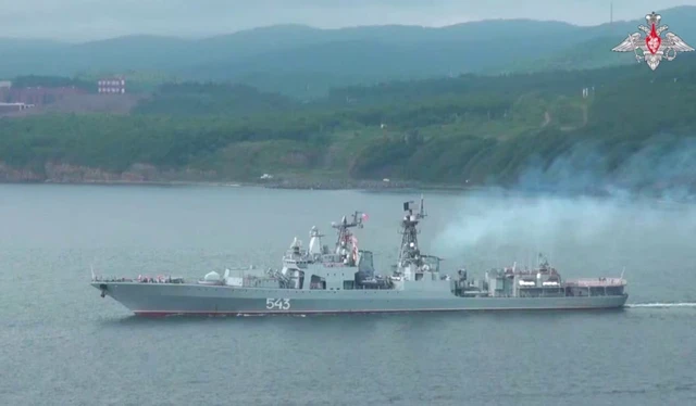 TST: Cháy lớn! Nga tấn công "đầu não" Ukraine, giờ G sắp điểm - Tàu chiến và tiêm kích Nga xuất hiện ở nơi không ngờ tới TST: Cháy lớn! Nga tấn công "đầu não" Ukraine, giờ G sắp điểm - Tàu chiến và tiêm kích Nga xuất hiện ở nơi không ngờ tới