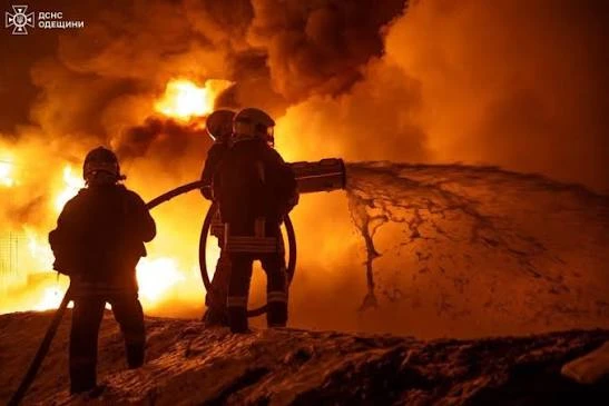 TST: Lửa bùng lên từ Kiev tới Odesa! Nga tiến tới "quyết định bước ngoặt" - Ông Putin đã ký loạt văn kiện TST: Lửa bùng lên từ Kiev tới Odesa! Nga tiến tới "quyết định bước ngoặt" - Ông Putin đã ký loạt văn kiện