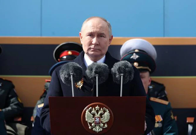TST: Lửa bùng lên từ Kiev tới Odesa! Nga tiến tới "quyết định bước ngoặt" - Ông Putin đã ký loạt văn kiện TST: Lửa bùng lên từ Kiev tới Odesa! Nga tiến tới "quyết định bước ngoặt" - Ông Putin đã ký loạt văn kiện