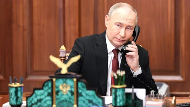 TST: Nga "bắn hạ" máy bay NATO - Cuộc gọi từ ông Putin thay đổi tất cả, Kiev nín thở chờ phản ứng của Trung Quốc TST: Nga "bắn hạ" máy bay NATO - Cuộc gọi từ ông Putin thay đổi tất cả, Kiev nín thở chờ phản ứng của Trung Quốc