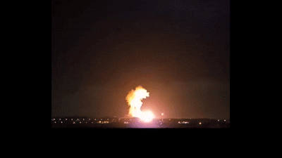 TST: Ông Putin hạ lệnh cho hải quân, Nga có hành động - Ông Trump đổi kế hoạch với Iran, bom xuyên phá 900kg xung trận TST: Ông Putin hạ lệnh cho hải quân, Nga có hành động - Ông Trump đổi kế hoạch với Iran, bom xuyên phá 900kg xung trận
