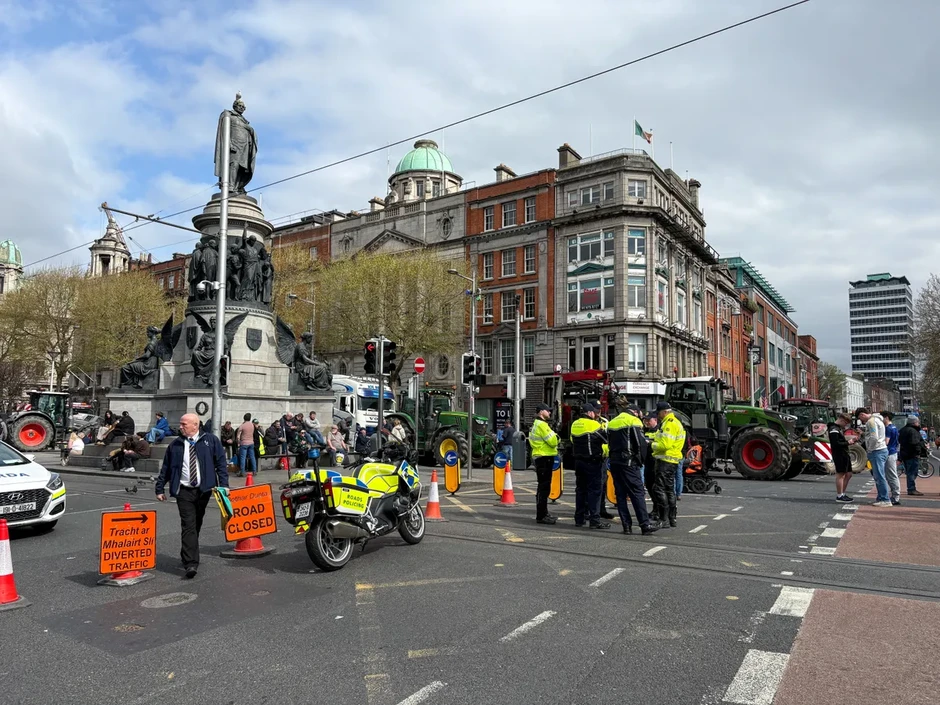 Tuần hành phản đối tăng giá nhiên liệu tại Ireland Tuần hành phản đối tăng giá nhiên liệu tại Ireland