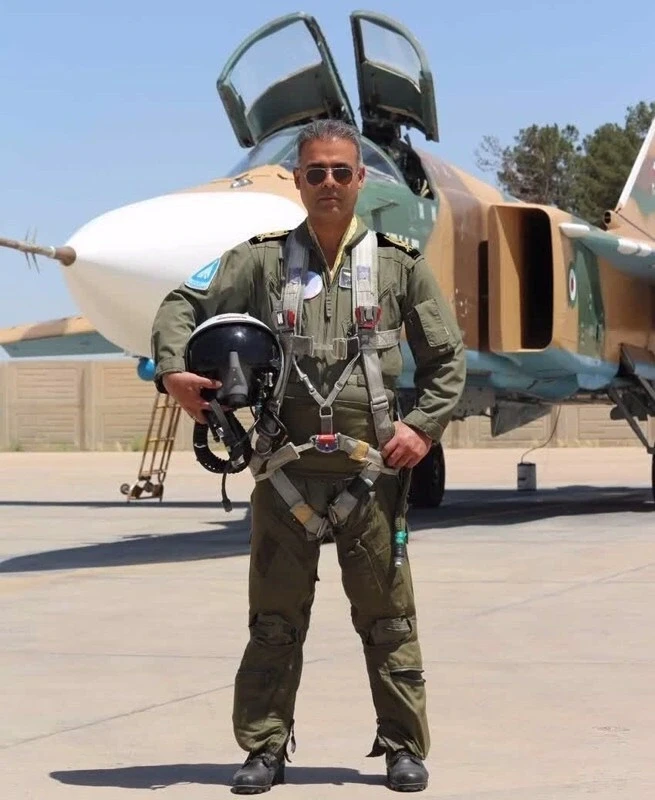 Tướng phi công Iran tử nạn khi lái Su-24 tập kích táo bạo căn cứ Mỹ ở Qatar Tướng phi công Iran tử nạn khi lái Su-24 tập kích táo bạo căn cứ Mỹ ở Qatar