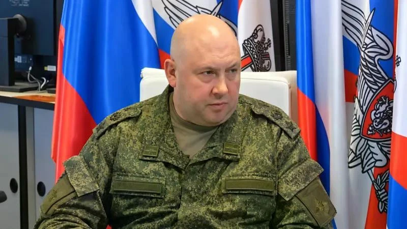 Tướng Surovikin trở lại Moskva chỉ huy chiến tranh Ukraine sau thất bại ở Donbass Tướng Surovikin trở lại Moskva chỉ huy chiến tranh Ukraine sau thất bại ở Donbass