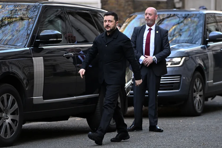 Tỷ lệ tín nhiệm của Tổng thống Zelensky tăng mạnh Tỷ lệ tín nhiệm của Tổng thống Zelensky tăng mạnh