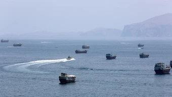 UAE cáo buộc Iran tấn công hai tàu chở dầu tại eo biển Hormuz