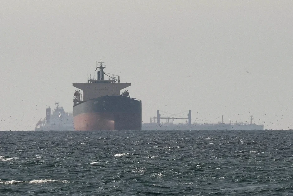 UAE có thể tham gia liên minh mở lại eo biển Hormuz do Mỹ đề xuất UAE có thể tham gia liên minh mở lại eo biển Hormuz do Mỹ đề xuất