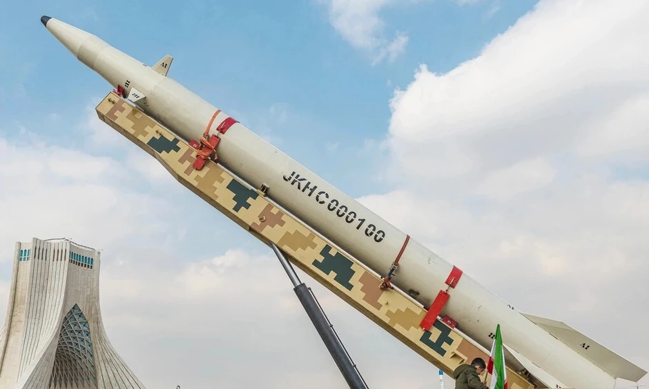UAE dừng giao thương với Iran sau khi tố Tehran phóng tên lửa UAE dừng giao thương với Iran sau khi tố Tehran phóng tên lửa