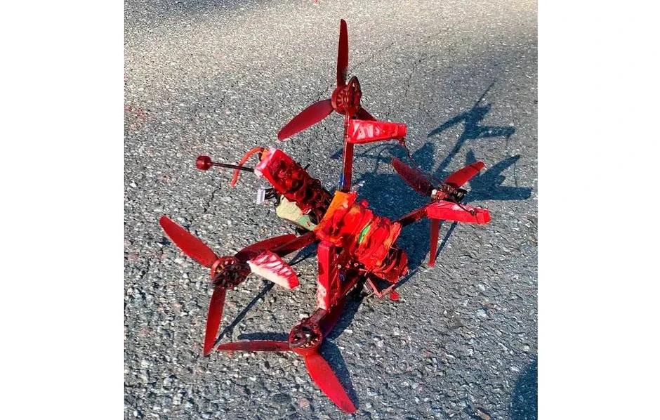 UAV mang "bom giả" nhằm vào Đại sứ quán Nga tại Thụy Điển UAV mang "bom giả" nhằm vào Đại sứ quán Nga tại Thụy Điển