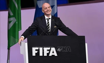 UEFA tuyên bố tẩy chay World Cup vì kế hoạch bán cổ phần của FIFA