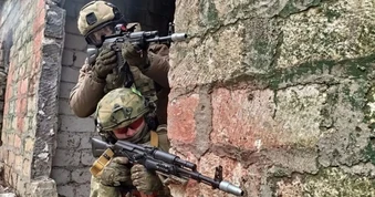 Ukraine bên bờ vực thất thủ Liman: Nga đập tan "cánh cửa thép" vào pháo đài Donbass - Bước ngoặt quan trọng đã đến, Ukraine vỡ trận không thể chống đỡ