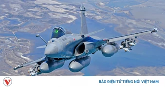 Ukraine đặt mua 16 tiêm kích Rafale của Pháp