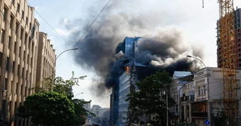 Ukraine đối phó tên lửa và máy bay không người lái , tình hình căng thẳng tại Kiev