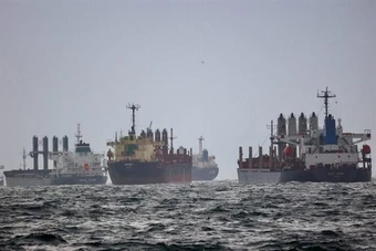 Ukraine dựng 'lá chắn nổi' bảo vệ cửa ngõ sống còn ở Biển Đen