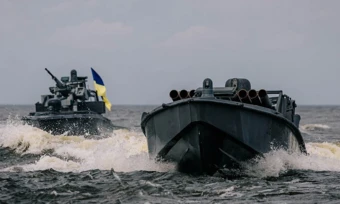 Ukraine nêu ý tưởng dùng xuồng không người lái để mở cửa eo biển Hormuz