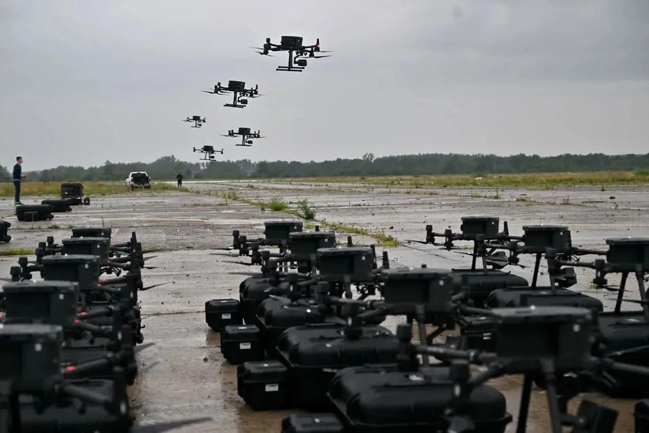 Ukraine phủ nhận có kế hoạch phóng 1.000 UAV làm tê liệt các sân bay Nga Ukraine phủ nhận có kế hoạch phóng 1.000 UAV làm tê liệt các sân bay Nga