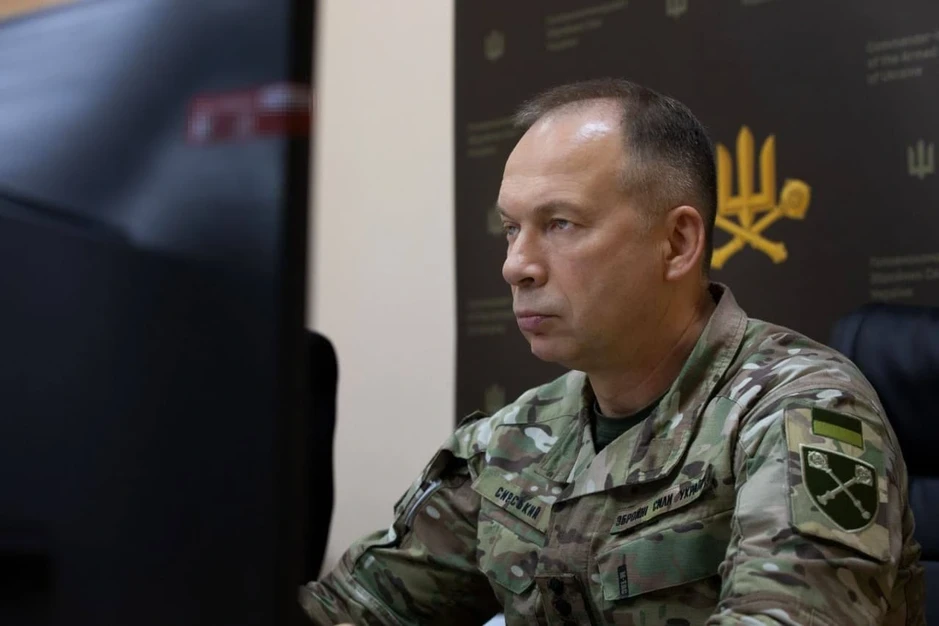 Ukraine tấn công 180.000 mục tiêu quân sự, ép Nga rút khỏi Crimea Ukraine tấn công 180.000 mục tiêu quân sự, ép Nga rút khỏi Crimea