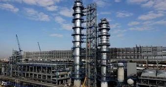 Ukraine tấn công hàng loạt địa điểm trong lãnh thổ Nga