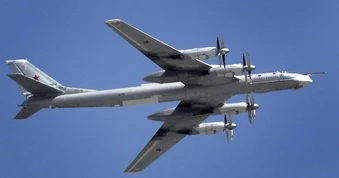 Ukraine tuyên bố tập kích phá hủy máy bay ném bom Tu-95  Nga