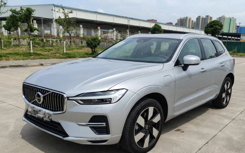 Vay 1,14 tỷ đồng mua ô tô, bị thu xe vì 4 tháng liền không trả nợ