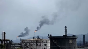 Venezuela hợp tác với doanh nghiệp Mỹ, đẩy mạnh khai thác dầu khí