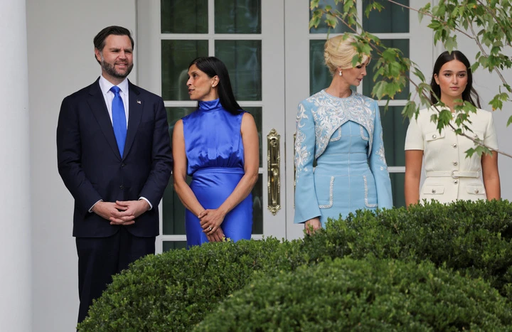 Vì sao cháu gái ông Trump gây chú ý tại sự kiện đón ông Tập? Vì sao cháu gái ông Trump gây chú ý tại sự kiện đón ông Tập?