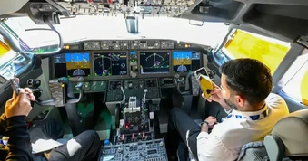 Vì sao có 4 phi công trên chuyến bay Flydubai gặp nạn?