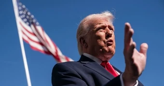 Vì sao ông Trump muốn phong tỏa eo biển Hormuz đang bị Iran kiểm soát?