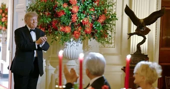 Vì sao ông Trump tặng tượng đại bàng đầu trắng cho Chủ tịch Trung Quốc?