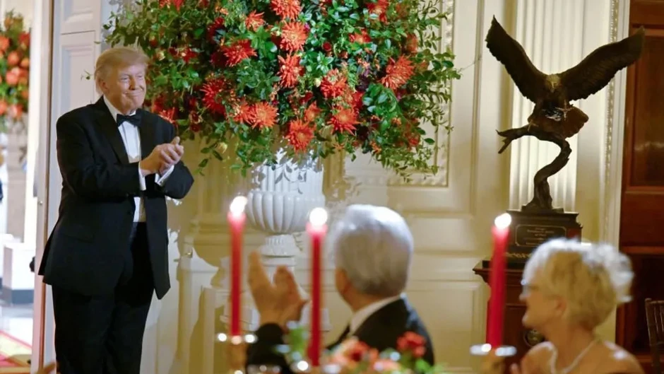 Vì sao ông Trump tặng tượng đại bàng đầu trắng cho Chủ tịch Trung Quốc?