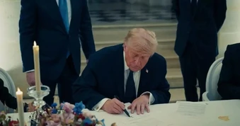 Vì sao Tổng thống Trump bất ngờ ký thỏa thuận với Iran ngay tại Pháp?
