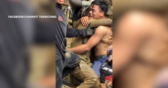 VIDEO: Thêm 4 người mắc kẹt trong hang động ở Lào được đưa ra ngoài