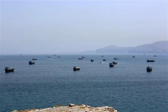 Việc bảo đảm tự do hàng hải ở eo biển Hormuz: Nhìn từ khoảng cách trong quan điểm Mỹ-Iran
