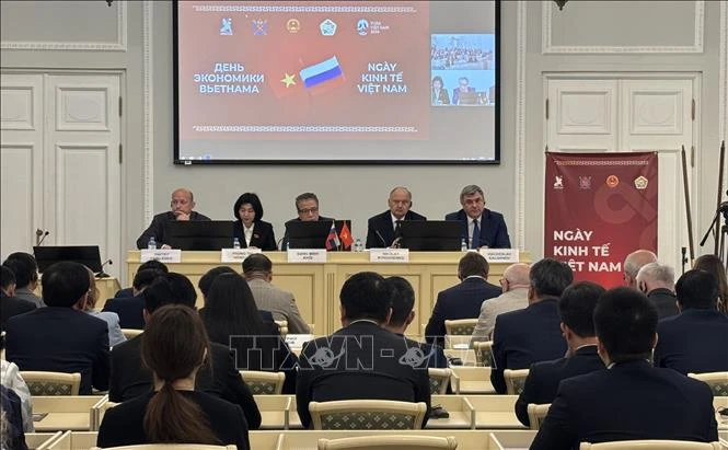 Việt Nam giới thiệu tiềm năng kinh tế và cơ hội đầu tư tại St. Petersburg