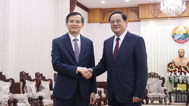 Việt Nam-Lào đẩy mạnh hợp tác nghiên cứu, đào tạo lý luận, bồi dưỡng chính trị Việt Nam-Lào đẩy mạnh hợp tác nghiên cứu, đào tạo lý luận, bồi dưỡng chính trị