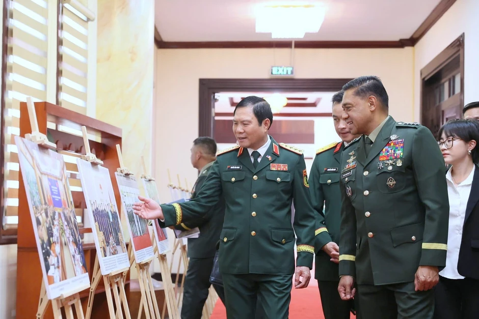 Việt Nam - Philippines thúc đẩy hợp tác quốc phòng sau khi nâng cấp quan hệ Việt Nam - Philippines thúc đẩy hợp tác quốc phòng sau khi nâng cấp quan hệ