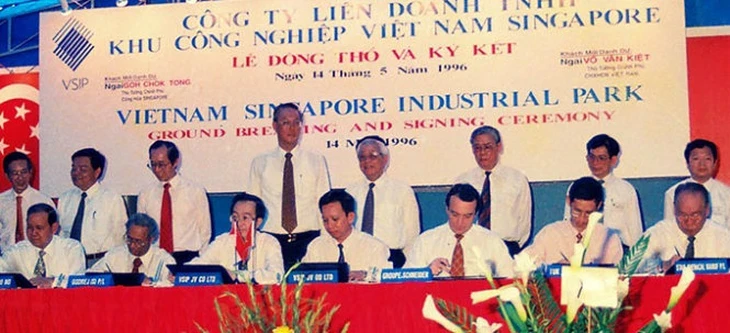 Việt Nam - Singapore: Hướng tới 30 khu công nghiệp VSIP xanh Việt Nam - Singapore: Hướng tới 30 khu công nghiệp VSIP xanh