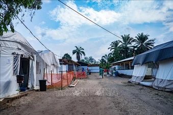 Virus Ebola: Thêm nhiều nước hạn chế đến khu vực bùng phát dịch