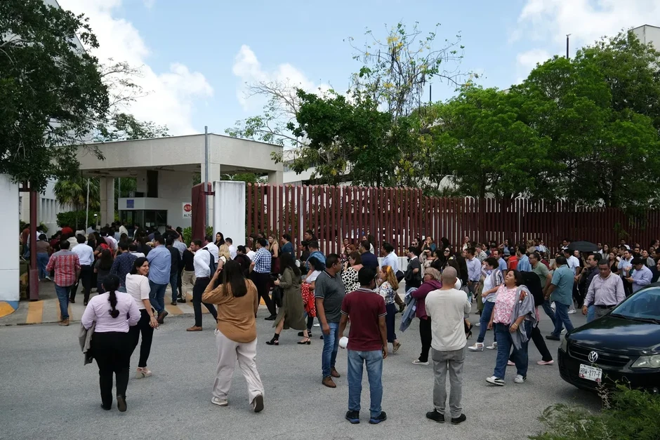 Xảy ra động đất mạnh nhất trong gần 150 năm ngoài khơi Cuba Xảy ra động đất mạnh nhất trong gần 150 năm ngoài khơi Cuba