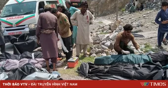 Xe buýt lao xuống vực ở Pakistan, ít nhất 40 người thiệt mạng