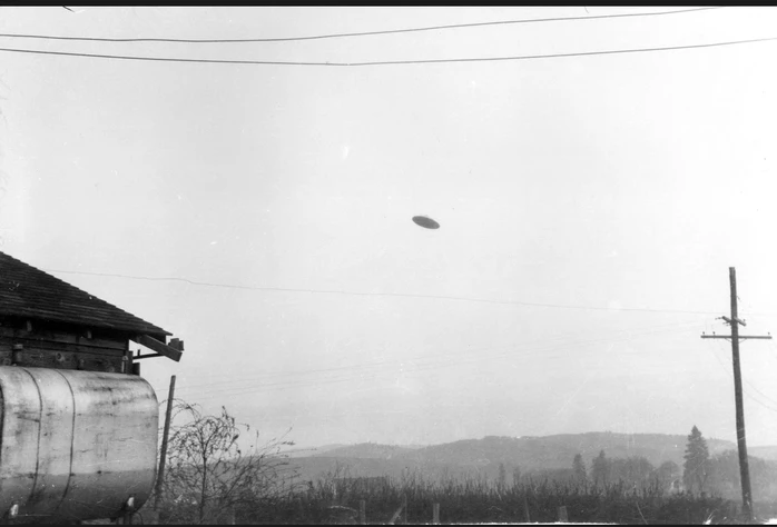 Xôn xao hồ sơ mật UFO của Mỹ (*): Bí ẩn bủa vây quân đội Mỹ Xôn xao hồ sơ mật UFO của Mỹ (*): Bí ẩn bủa vây quân đội Mỹ