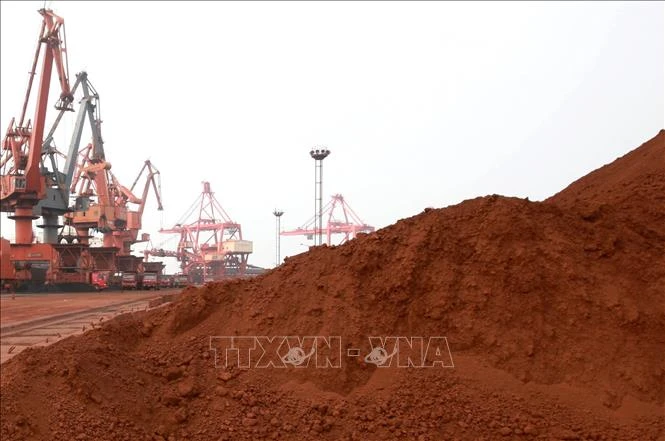 Xuất khẩu đất hiếm của Trung Quốc sang Nhật Bản và Mỹ giảm mạnh Xuất khẩu đất hiếm của Trung Quốc sang Nhật Bản và Mỹ giảm mạnh