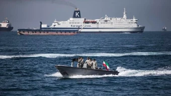 Xung đột tại Trung Đông: Iran siết kiểm soát eo biển Hormuz