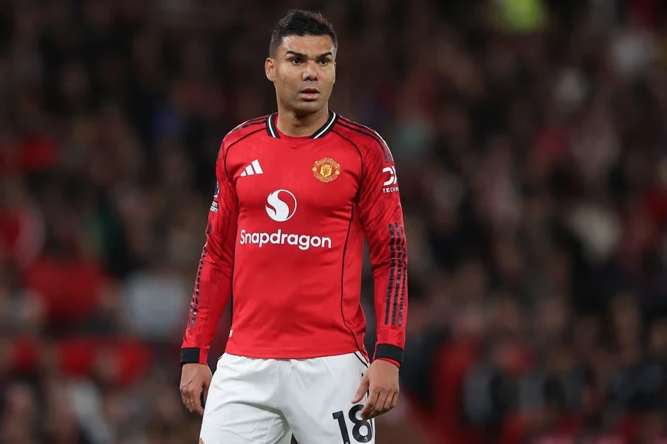 4 phương án đội hình phòng ngự của MU trước Chelsea