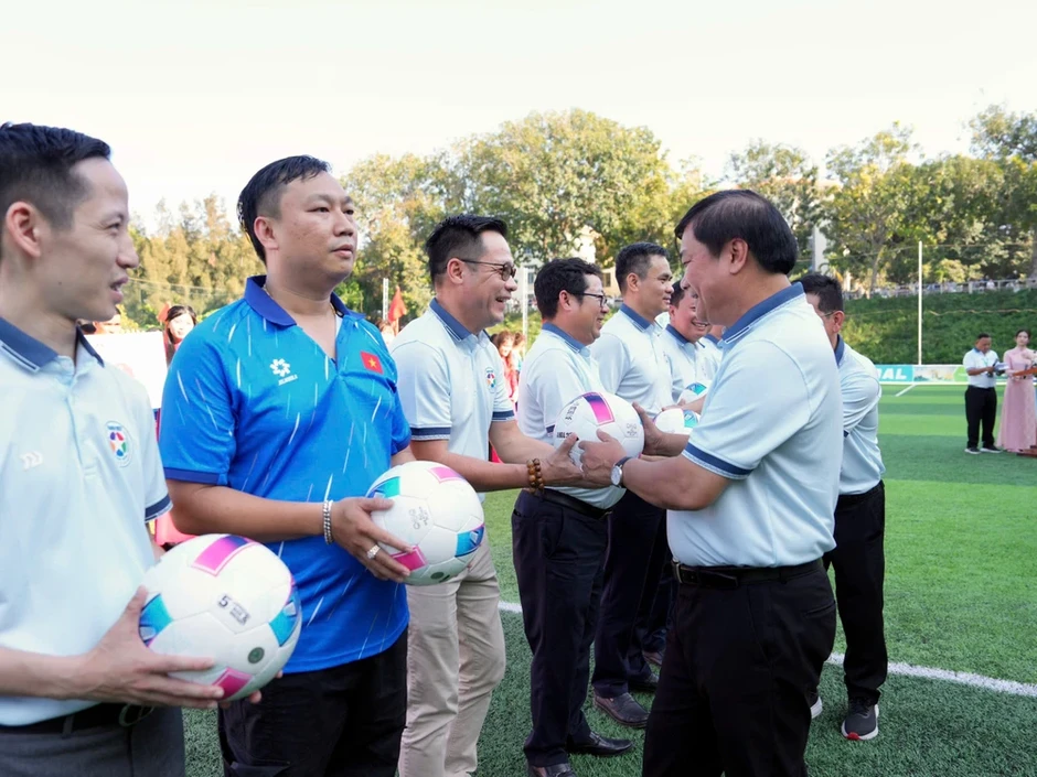 5 nước dự giải bóng đá Thanh Niên sinh viên quốc tế 5 nước dự giải bóng đá Thanh Niên sinh viên quốc tế