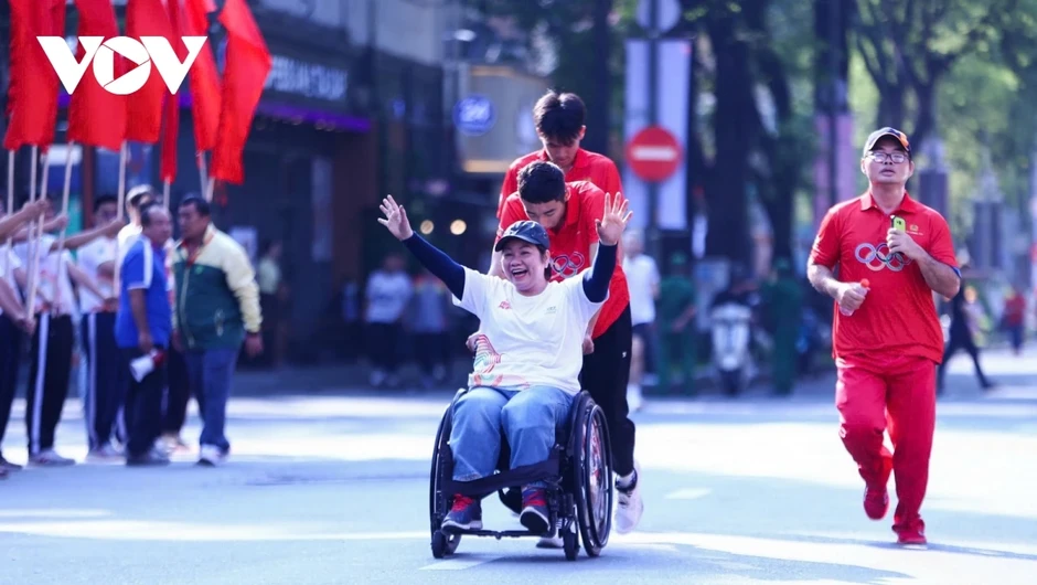6.000 người tại TP.HCM tham dự Ngày chạy Olympic "Vì sức khỏe toàn dân" 6.000 người tại TP.HCM tham dự Ngày chạy Olympic "Vì sức khỏe toàn dân"