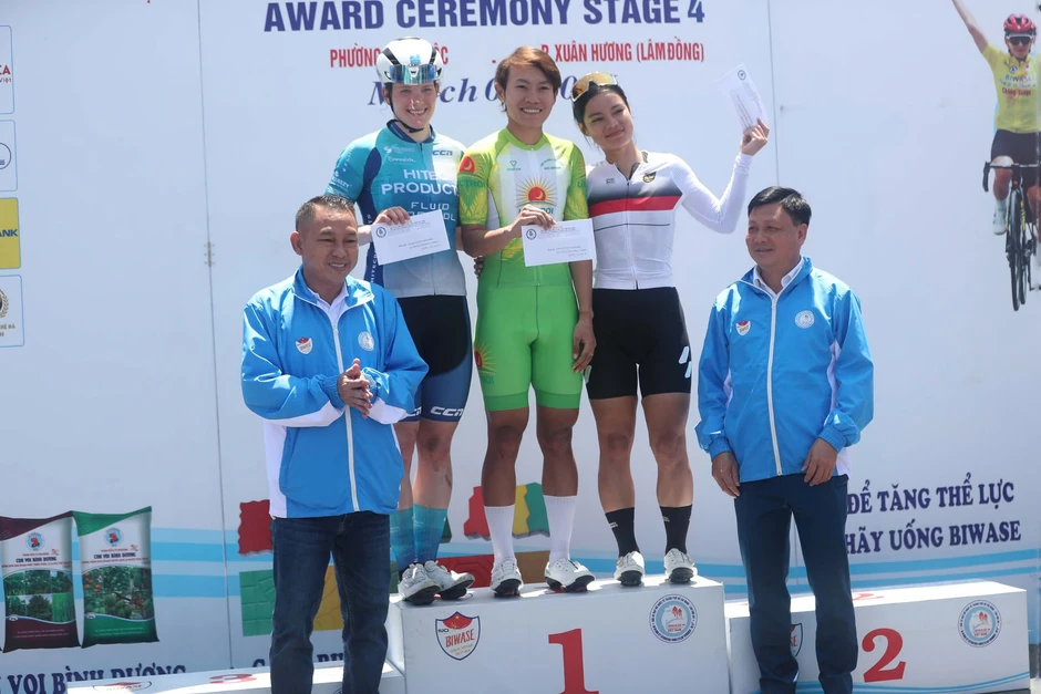 Áo vàng đổi chủ sau màn chinh phục đèo Prenn tại chặng 4 Biwase Tour of Vietnam 2026 Áo vàng đổi chủ sau màn chinh phục đèo Prenn tại chặng 4 Biwase Tour of Vietnam 2026