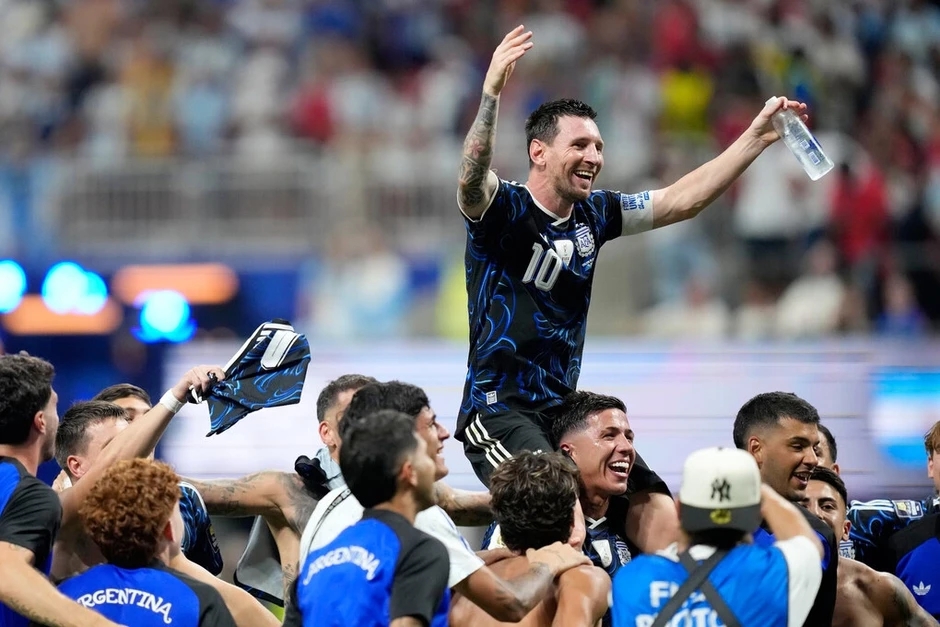 Argentina lập ngày kỷ niệm trận thắng Anh ở World Cup 2026 - Báo TinVina Argentina lập ngày kỷ niệm trận thắng Anh ở World Cup 2026 - Báo TinVina