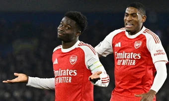 Arsenal hơn Man City 7 điểm - Báo TinVina