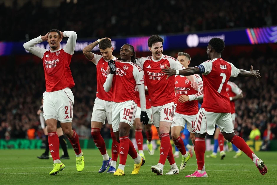 Arsenal: Thời khắc mở ra kỷ nguyên mới Arsenal: Thời khắc mở ra kỷ nguyên mới